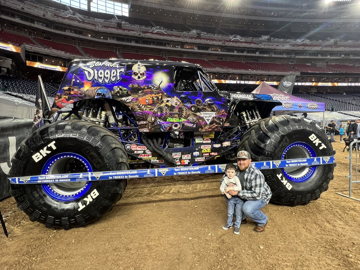 JustinDillon4's tweet photo. #monsterjam https://t.co/kM0p34kYZB