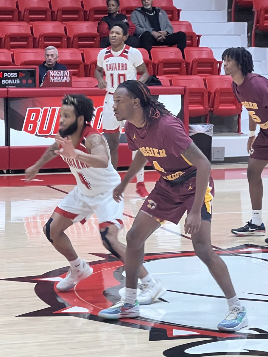 Got a chance to watch two former Carter Cowboys battle today, great work today Erin Wright and Addarin Scott keep grinding fellas.#CCHOOPSTHEBROTHERHOOD