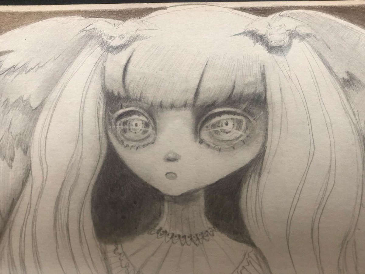 AngelusNoir's tweet image. Experimenting with matte high purity graphite for a spooky little gothy Lenore…area around the neck has about 5-6 burnished layers and minimal shine #angelusnoir #highpuritygraphite #lenore #gothgirl #pencildrawing #graphite #mattgraphite #pencil #sketchbook #sketchbooksunday