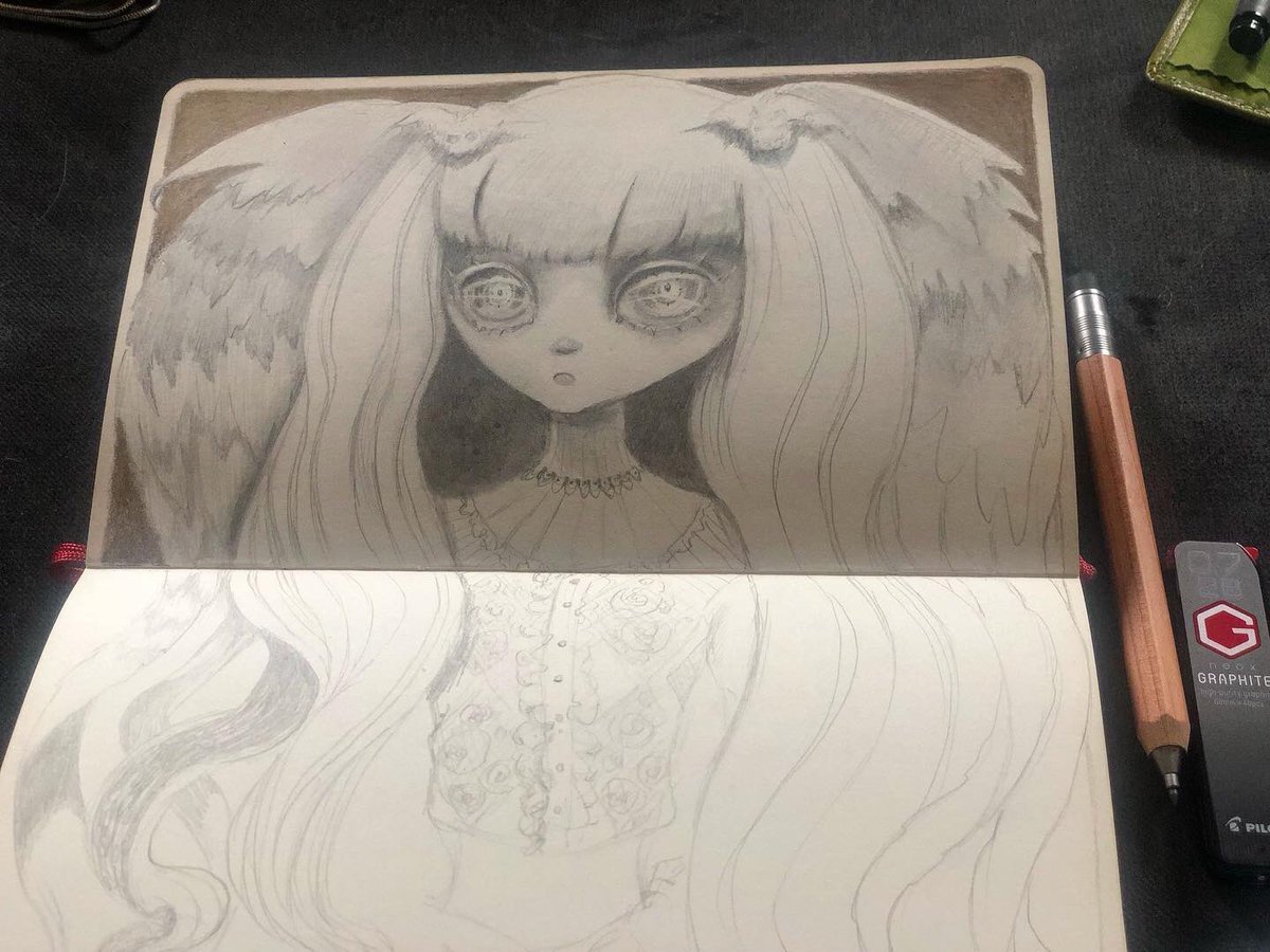 AngelusNoir's tweet image. Experimenting with matte high purity graphite for a spooky little gothy Lenore…area around the neck has about 5-6 burnished layers and minimal shine #angelusnoir #highpuritygraphite #lenore #gothgirl #pencildrawing #graphite #mattgraphite #pencil #sketchbook #sketchbooksunday