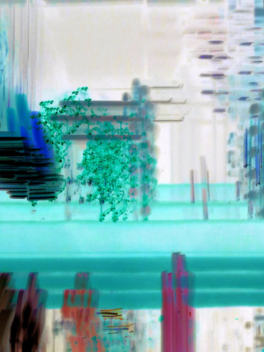 Passage
motion long exposure night photography digitally edited - side effects project 
1/1 edition 7 #tezos 
objkt.com/asset/KT1V5sou…