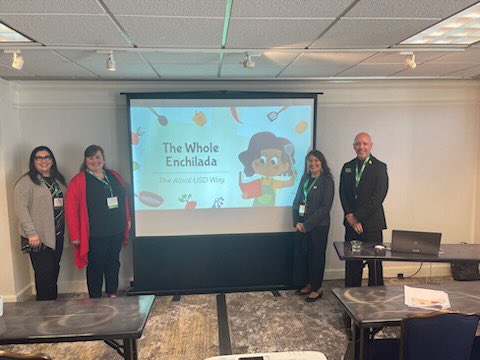 Monica  Anzo tweet media