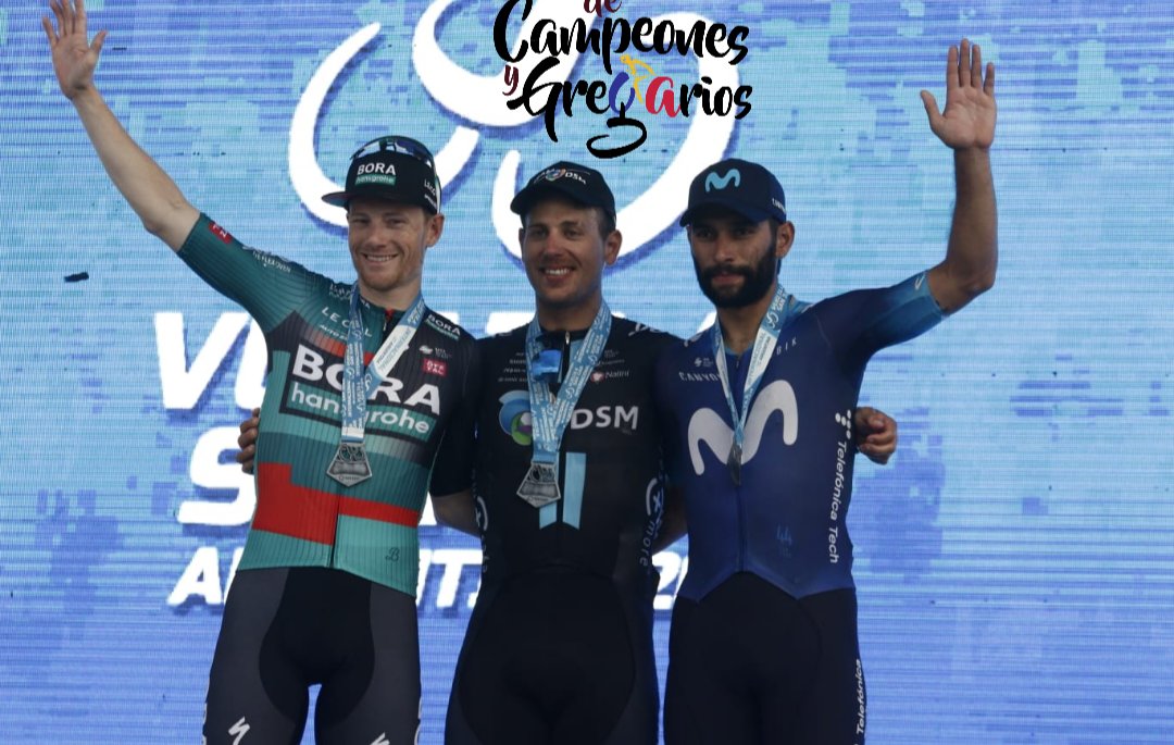 FinalEnAlto's tweet photo. Podio para @FndoGaviria de la sexta etapa en la #VueltaSJ2023 
1.Samuel Welsford
2.Bennett
3.Gaviria.
La general se mueve un poco con el retiro de Egan, pero @SupermanlopezN es Líder
2.Ganna
3. @HiguitSergio, @Einerrubio1 es 4° lugar y @_brandon_2103 es 5° fotos @luisenciclismo https://t.co/l1pDQRBm2C