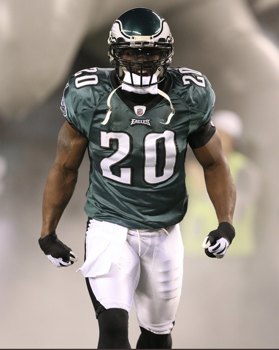 AdamSchefter's tweet image. Honorary captains for Sunday’s NFC Championship Game: Jerry Rice for the 49ers, Brian Dawkins for the Eagles.