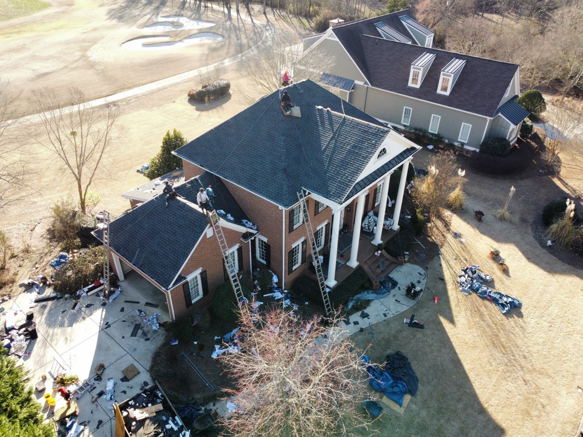 ProShieldGA's tweet image. GA Club here we are!  🔥Install for our friends in Statham🔥

Loving working in the community and looking forward to hitting the back nine. 

Looking for a thorough inspection on an aging roof?

678-722-8904
Info@skyshieldroofing.net