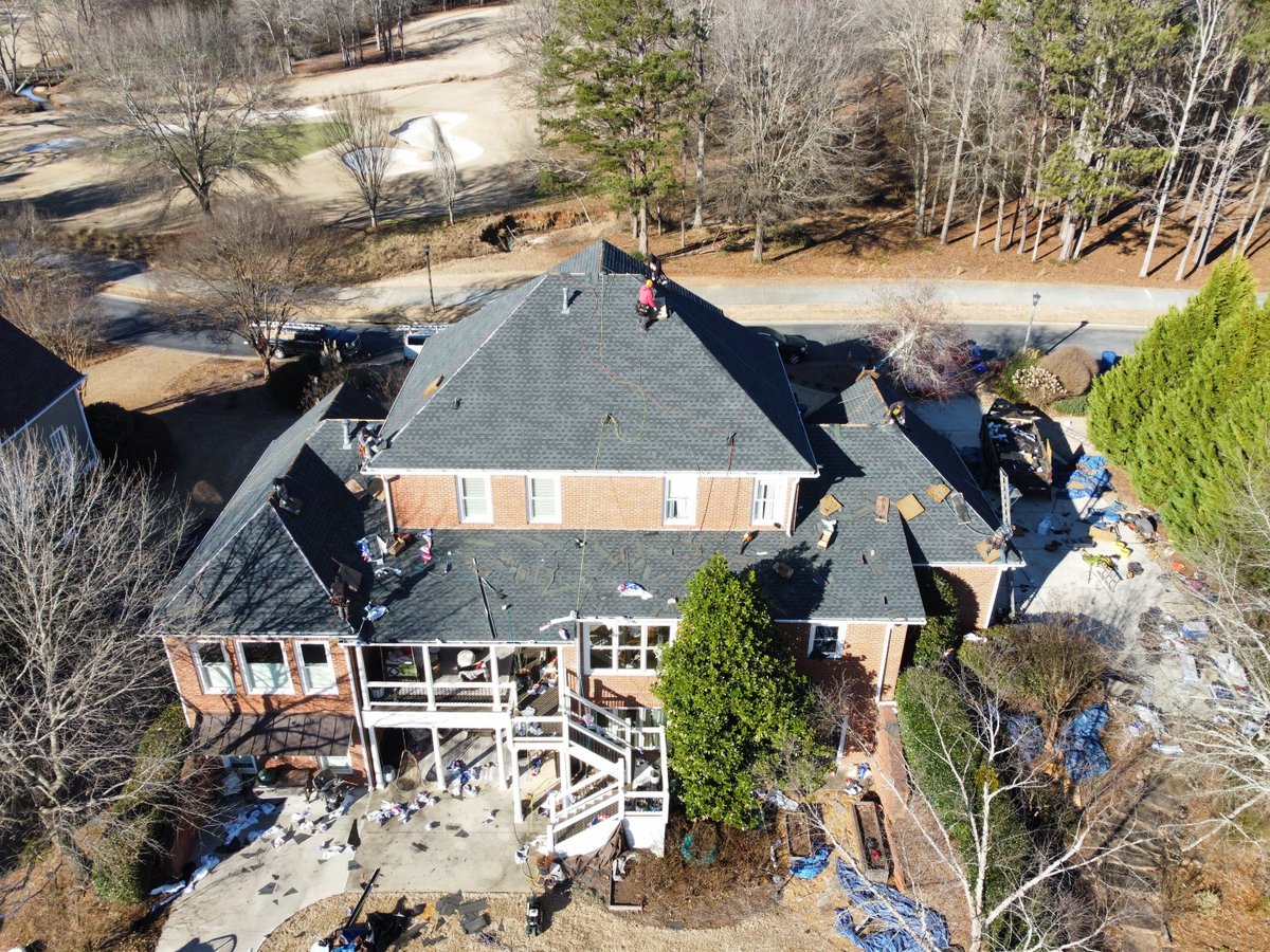 ProShieldGA's tweet image. GA Club here we are!  🔥Install for our friends in Statham🔥

Loving working in the community and looking forward to hitting the back nine. 

Looking for a thorough inspection on an aging roof?

678-722-8904
Info@skyshieldroofing.net