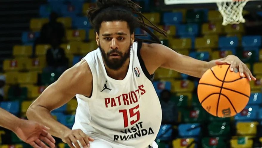 afrohouse217's tweet photo. Rapper J.Cole turns 38th Today. If not the greatest rapper of all time , he is definitely the humblest of all time. J.Cole launched his Pro Basketball career with Rwanda-based Patriots BBC during the Basketball Africa League in 2021.#BBTitans #JColeDay https://t.co/uGsNJEi6so