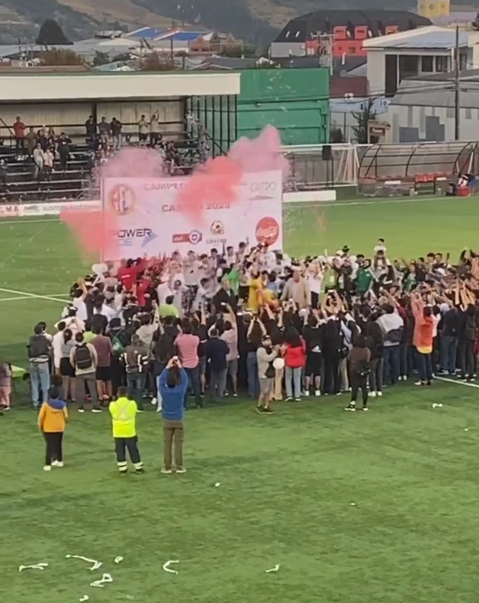 BorquezRafael's tweet photo. #Chiloe #Castro es campeón nacional de Fútbol sub 15, evento realizado en Chiloe. @rodrigosepu @Deportes921 @Cooperativa @meganoticiascl @TVN https://t.co/WpE1If4kqn