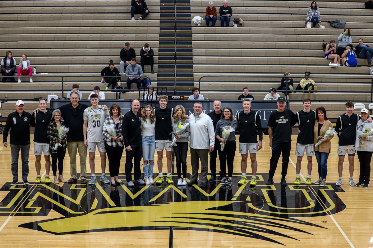 NWUSports's tweet photo. One word to describe these seniors…Dedicated 😢#YipYip #PWolfNation https://t.co/JTAzCp3wVZ