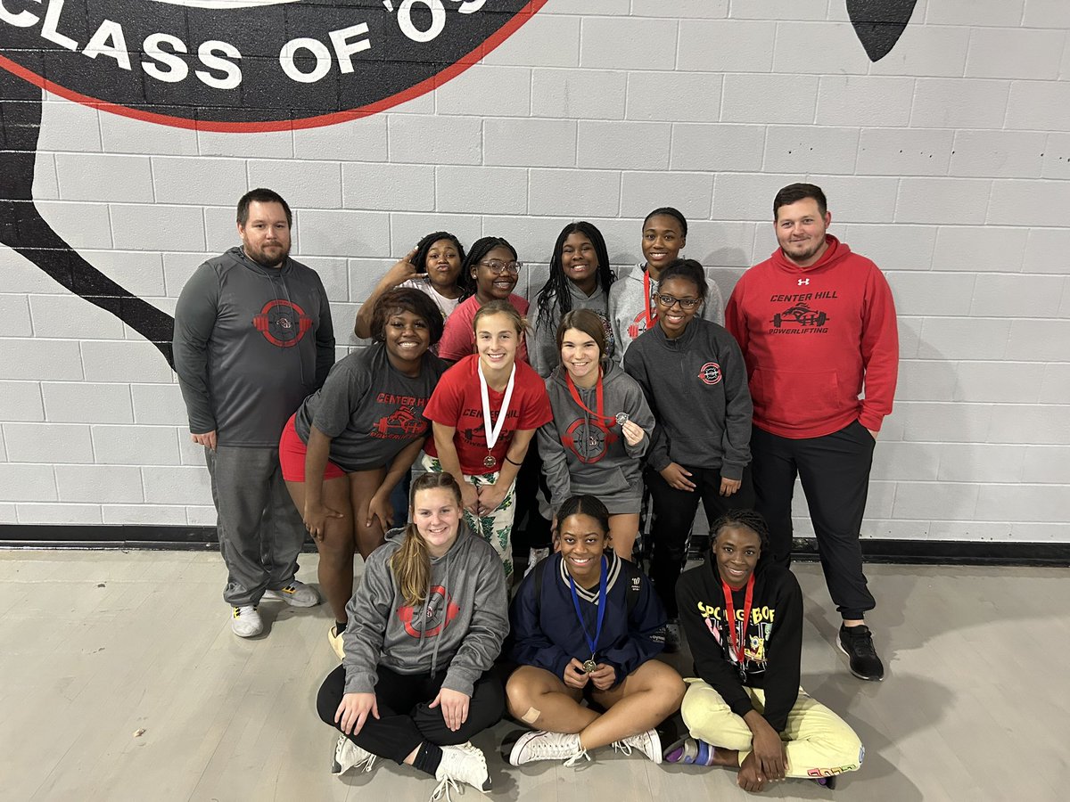 CHHS_Powerlift's tweet photo. Placed 4th as a team. Had 5 girls qualify for north half. Couldn’t be prouder. All girls hit personal bests on at least one lift! @TweetDCS_CHHS @CHHSMustangTv @CHMustang_FB @Jasondwitt @desoto_news https://t.co/5OyPpBWaDF