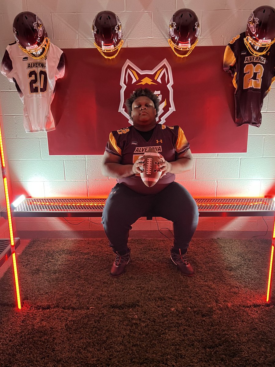 Had a wonderful visit at Alvernia today!! Thank you <a href="/MisterLilly/">Patrick Lilly</a> <a href="/CoachAzz/">Steve Azzanesi</a> <a href="/CoachMartorano/">Gabe Martorano</a> <a href="/CoachRio55/">Mario Byrd</a> and all the other coaches for the invite. Loved being on campus!!@ForestParkHSVA <a href="/AlverniaFB/">Alvernia Football</a>