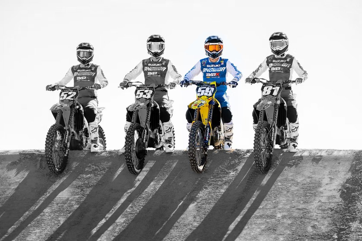 Bar X Suzuki started out with Mumford, Drake, Masterpool and Wageman.

Mumford split for Pro Circuit fill-in.
Drake fractured his shoulder in San Diego.
Masterpool left the team for undisclosed reasons.
Robbie Wageman just missed the night show.
Thankful they just signed Scharer.