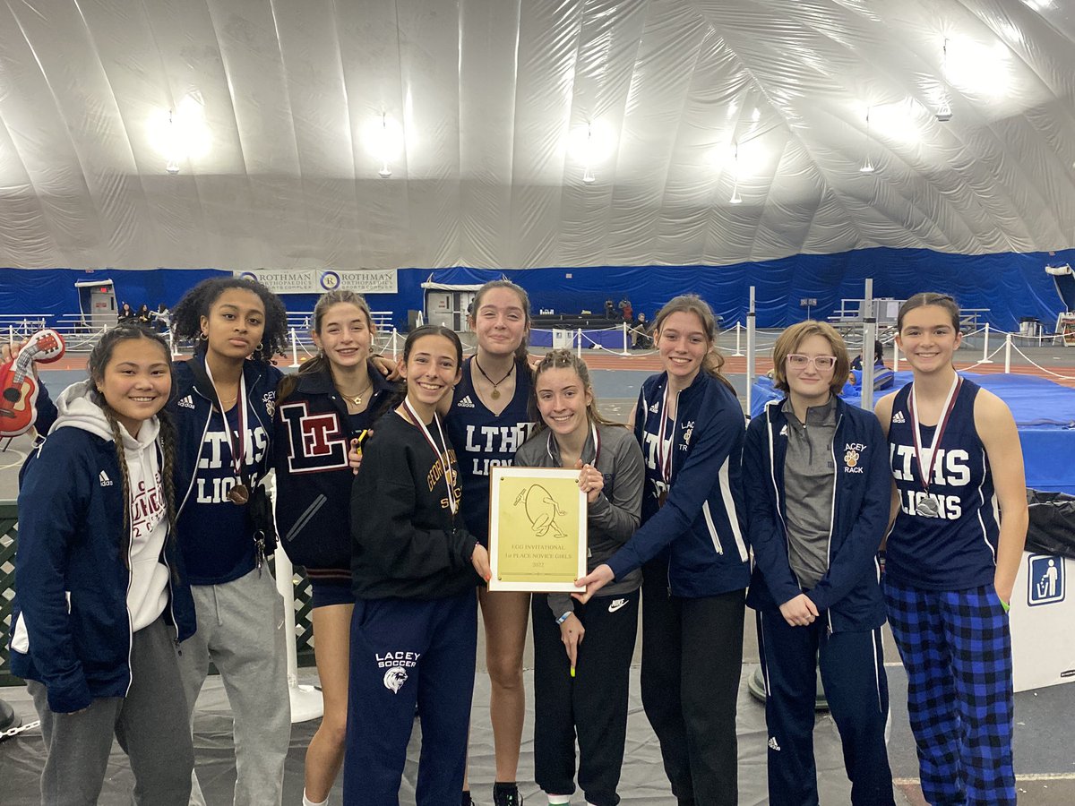 Lacey Track tweet media