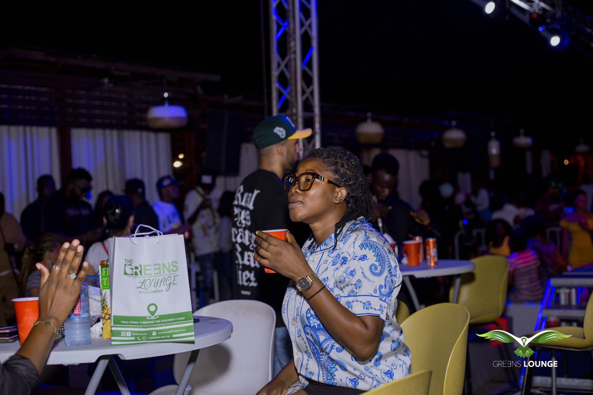 greens_Lounge's tweet photo. Good music. Good friends. Good vibes 😎 

#Temaisgreen #nightlife #ghana #entertainment https://t.co/eTvAiLAw6J
