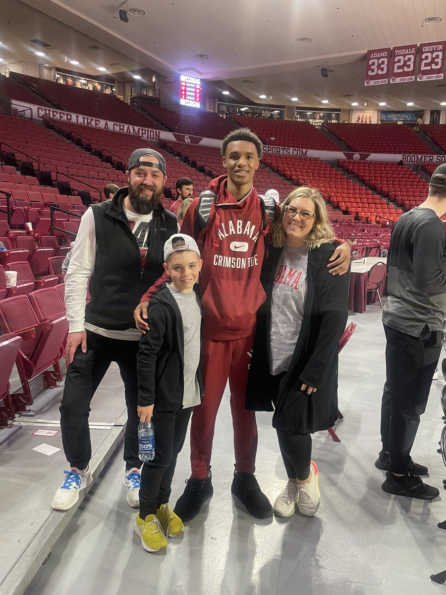 KatieShow13's tweet photo. Watching @GriffenRylan play 🏀 live again was amazing! He’s always the best to his biggest fan &amp; got these Red Raiders to wear Bama colors!😂❤️ @AlabamaMBB https://t.co/3cVL5kU2im