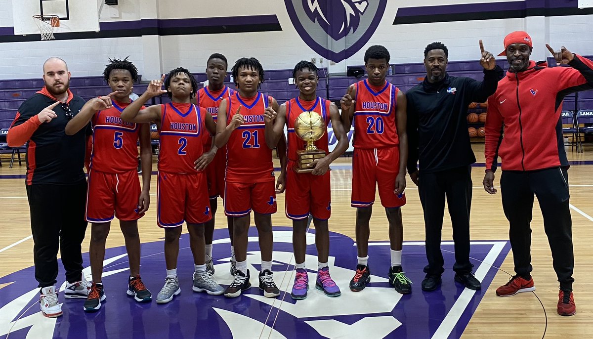 Manny_Espino's tweet image. Extremely PROUD of our @SamhoustonMS 8th Grade Girls and Boys A Team City Champions! Way to go! #TexanPride #samside #ThePowerOfUs