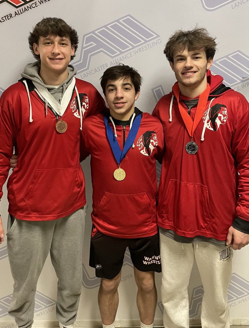 WARWICK BARSTOOL tweet media