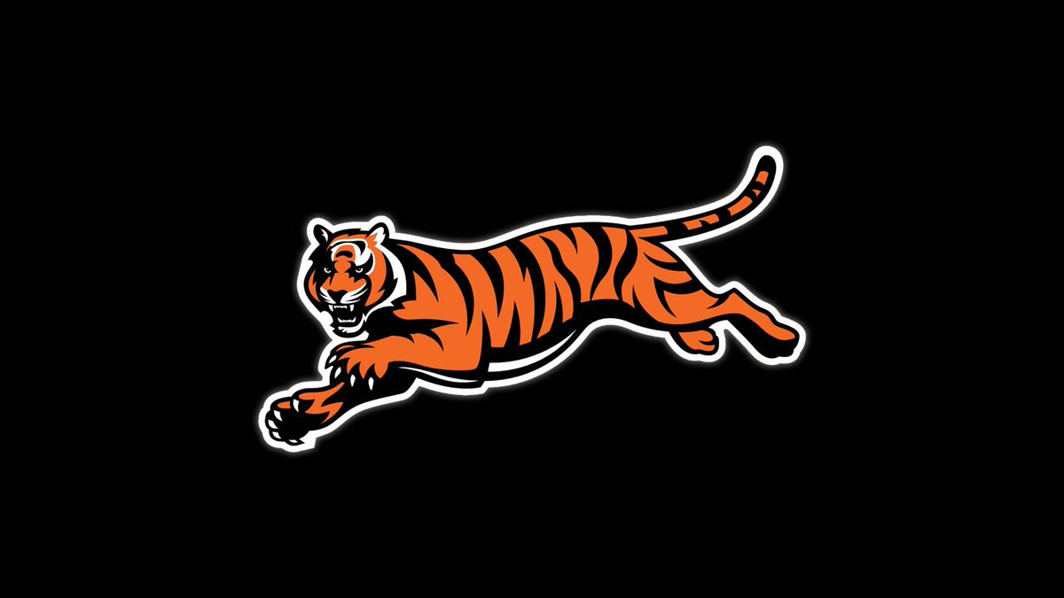 fashion_nfl's tweet photo. My love for the Bengals uniform wardrobe is well known.  But can we please ditch the “B” logo and return to something tiger centric. https://t.co/K5wa3v4atT