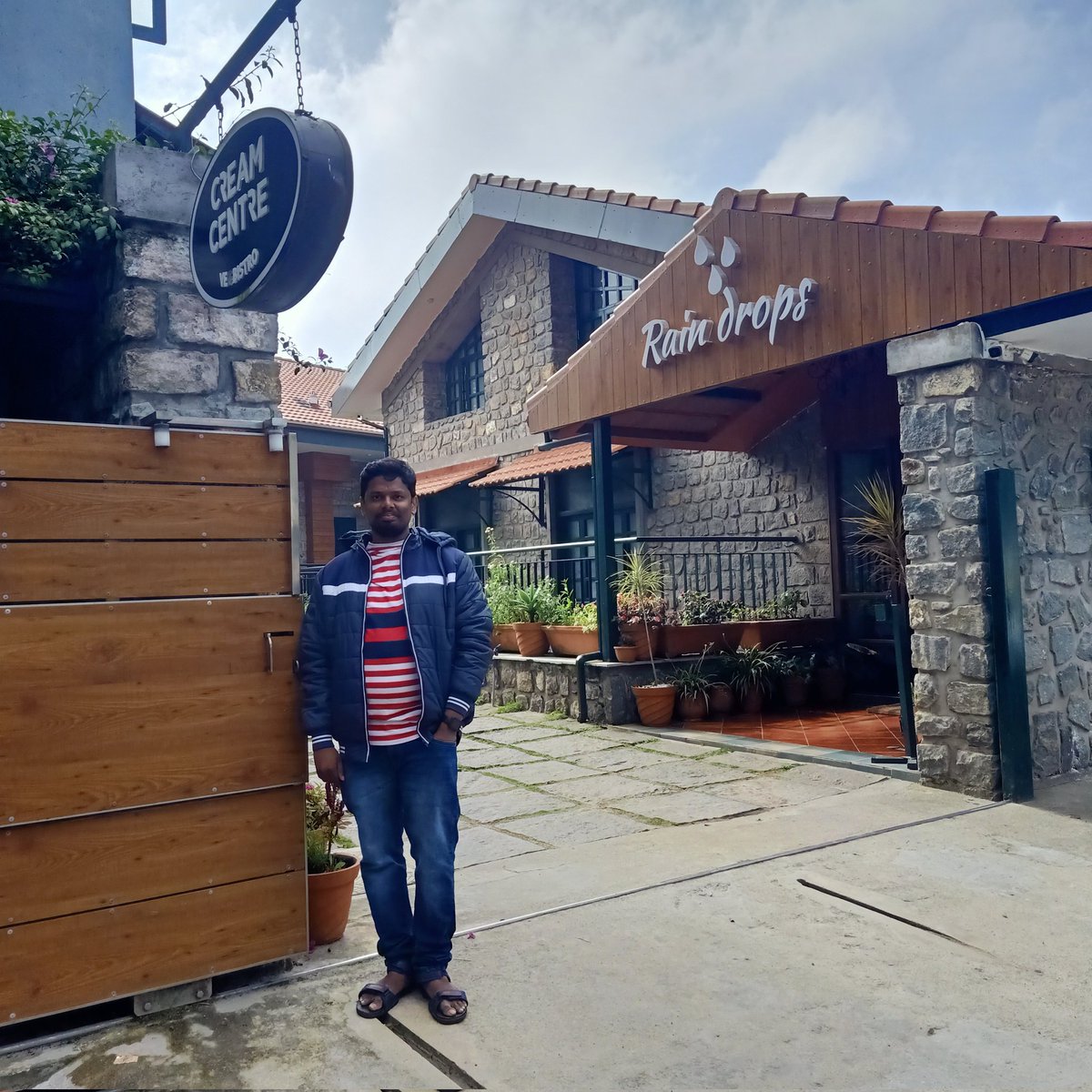 dsecsuresh's tweet image. #NewProfilePic