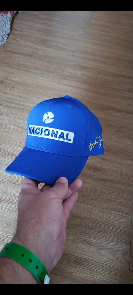 Z27Mauri's tweet photo. @jbdebenedictis Buena gorra Juan !!! https://t.co/SL5febvvwI
