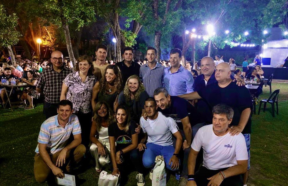 Junto a <a href="/pablojavkin/">Pablo Javkin</a> y <a href="/carolinalosada/">Carolina Losada</a> participamos de la 63ª Fiesta Provincial del Trigo en San Genaro, que homenajea a  productores trigueros, fabricantes de maquinarias agrícolas, artistas y artesanos.