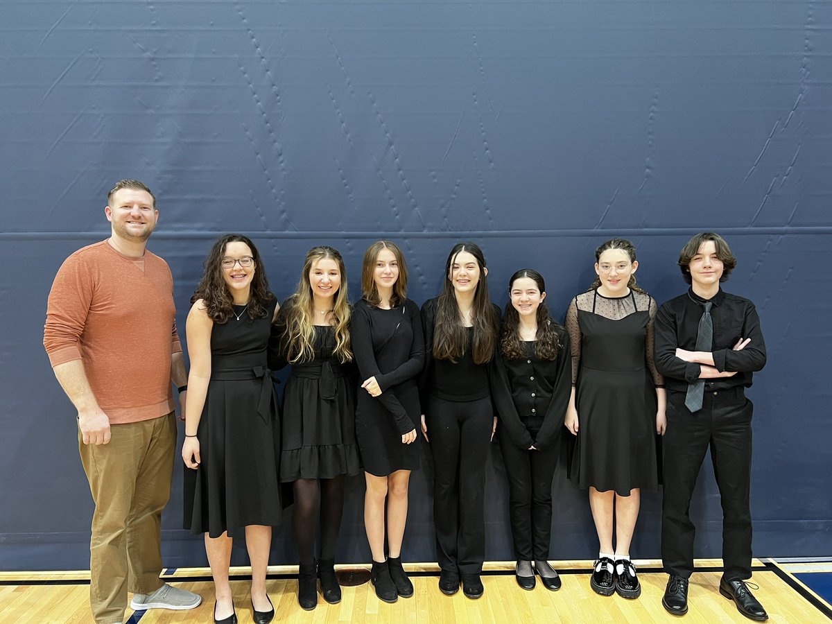 dschuessler3's tweet photo. Proud of the @CamillusMiddle @WestGeneseeCSD @WGFineArts students who are participating in the OCMEA Jr. All-County Chorus this weekend at Solvay HS! #bravo #wgsings https://t.co/Vt9K1Lc7nM