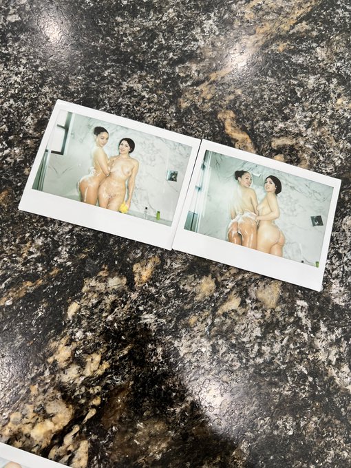 Today’s porno adventure included stuffing @ValeNappi with a toothbrush ?? @RealRKofficial https://t.