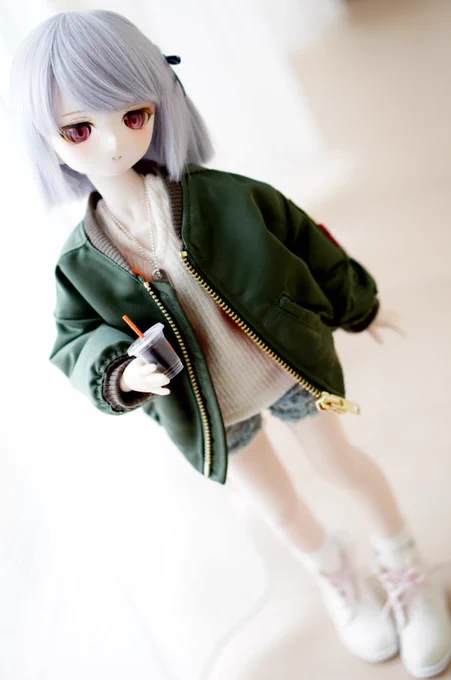 外は雪ですがむつみさんを自然光でパシャリ#MDDはいいぞ #magっ子 #KAGIKAKKO 