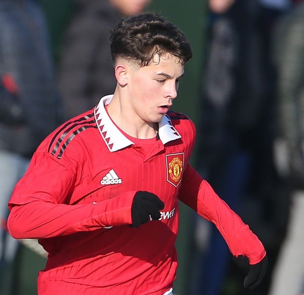 AdnUnited's tweet photo. Proyectos de La Academia:

Alejandro Garnacho 🇦🇷 18 años.
Kobbie Mainoo 🏴󠁧󠁢󠁥󠁮󠁧󠁿 17 años.
Shea Lacey 🏴󠁧󠁢󠁥󠁮󠁧󠁿 15 años.
Amir Ibragimov 🇷🇺 14 años.

#MUAcademy ❤️ https://t.co/k5QLTaK3pM