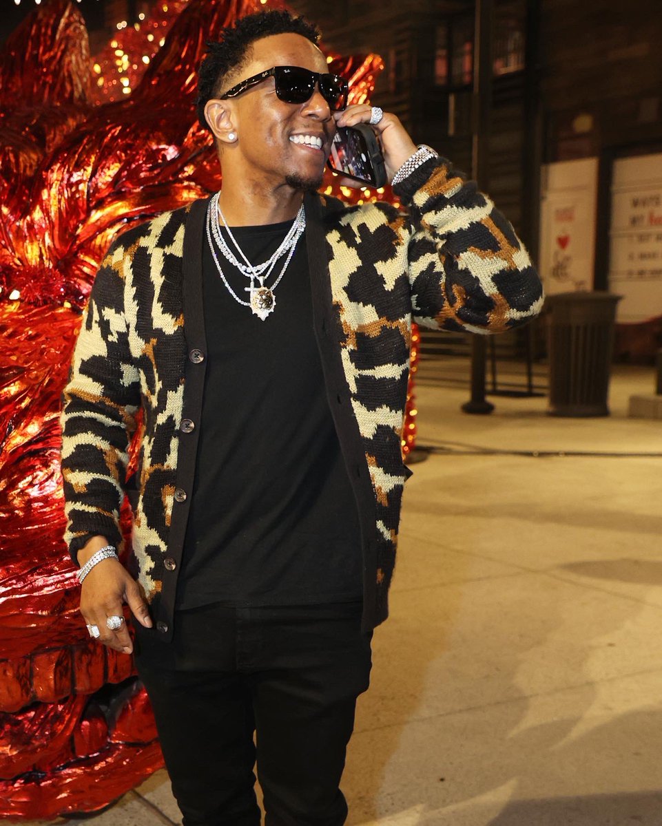 If” the money keep calling” was a person. 💰📲