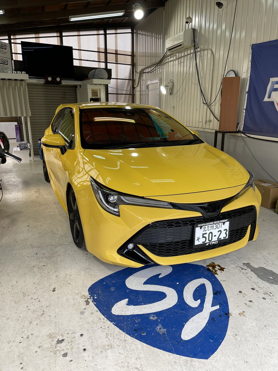 Jvt2gBHdghoYXRJ's tweet photo. ＃トヨタ
＃TOYOTA
＃カローラ
＃カローラスポーツ
＃カローラツーリング
＃カローラセダン
＃全塗装
＃y56
＃黄色
＃黄色い車
やっぱり角島はぼっちでした笑
これから黄色いカローラをよろしくお願いします☺️☺️ https://t.co/cJDWA5FQuB