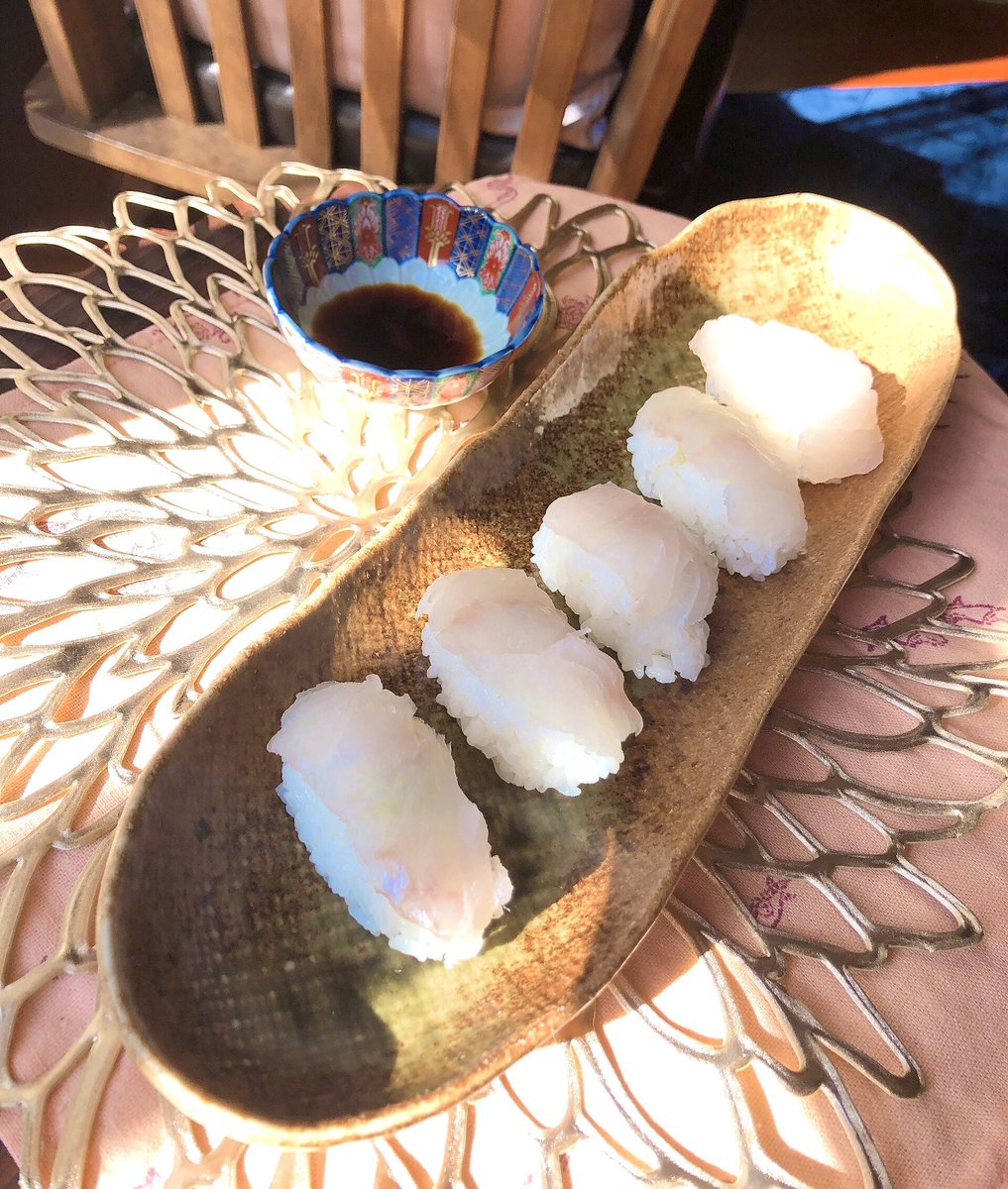 tsuri_chi's tweet photo. 釣ったヒラメでお寿司🍣☺️ https://t.co/013BhUE46I