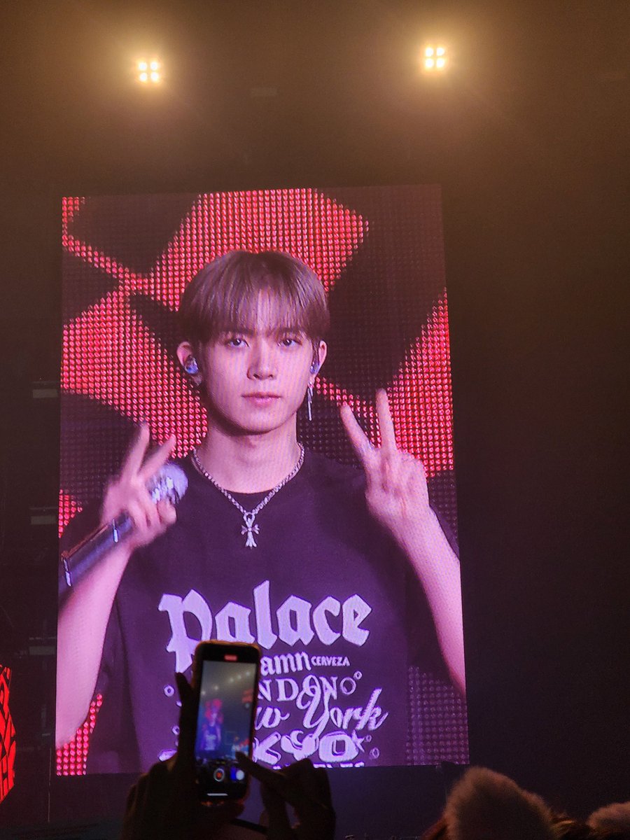 hourlylhs's tweet image. #heeseung today !