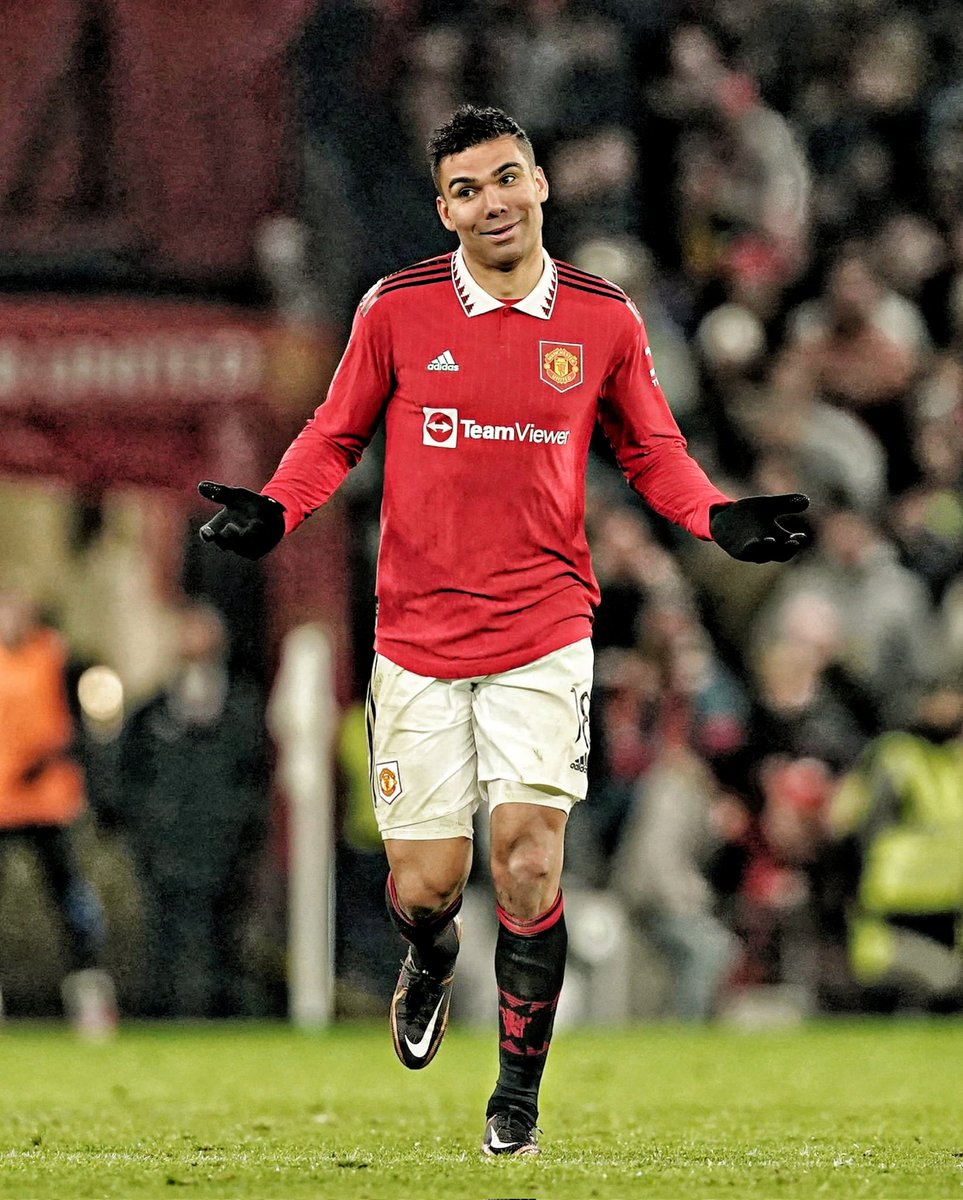 utdplay's tweet image. Statistik Casemiro saat melawan Reading. 📊🔥

100% shot accuracy
100% take-ons completed 
8 duels won
6 passes into final third
5 possessions won
4 tackles made
3 chances created
3 fouls
2 fouls won
2 goals
0 dribbles past
• • •
[📝 Squawka]

#EmiratesFACup #MUNREA