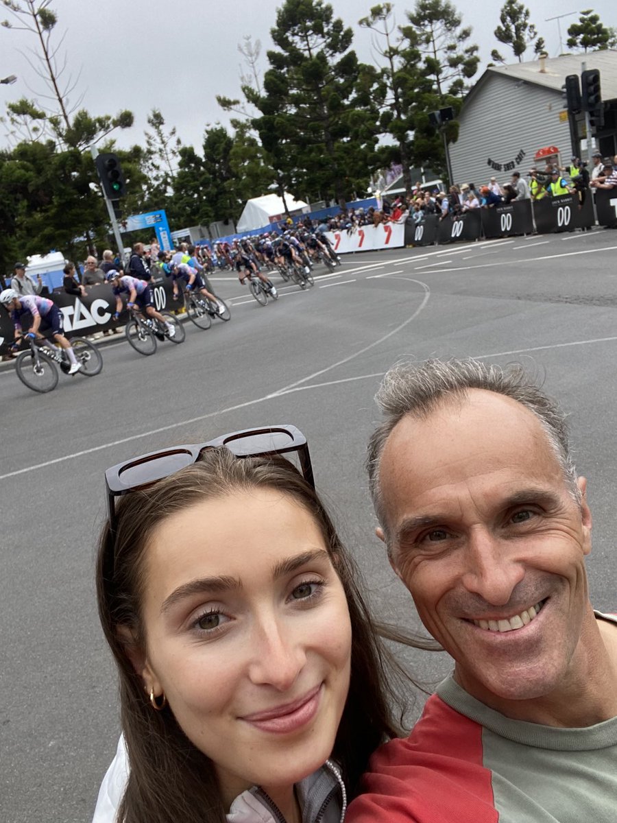 What a great spectacle the Geelong waterfront and surrounds were this weekend as we / ⁦@GreaterGeelong⁩ hosted the ⁦@CadelRoadRace⁩. We are growing into Australia’s regional city events destination of choice 🚴🏽 🚴🏽 #geelong #cadelevansroadrace #majorevents