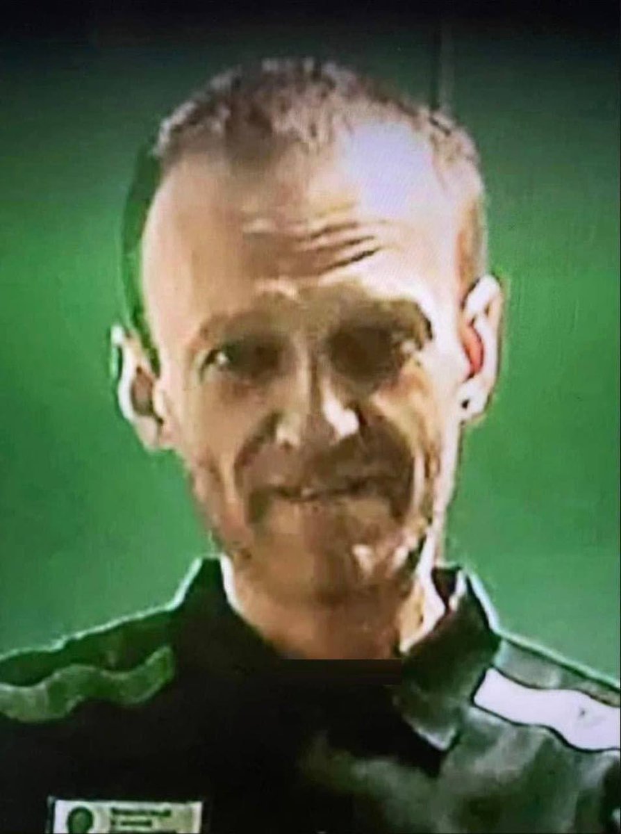 Привет, это Навальный.

Говорят, что это свежее фото несвежего олёшки.