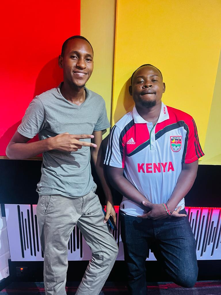 MoRadioKE's tweet photo. #MoEasy 6-10am with @MakasyC & @yugeyuge1
Umeamkaje?
Sms line 23440
#MoEasy #moradioke #WeAreIncharge #Kenya7s #kevinmboya #DigitalID https://t.co/mx1Au3anEK