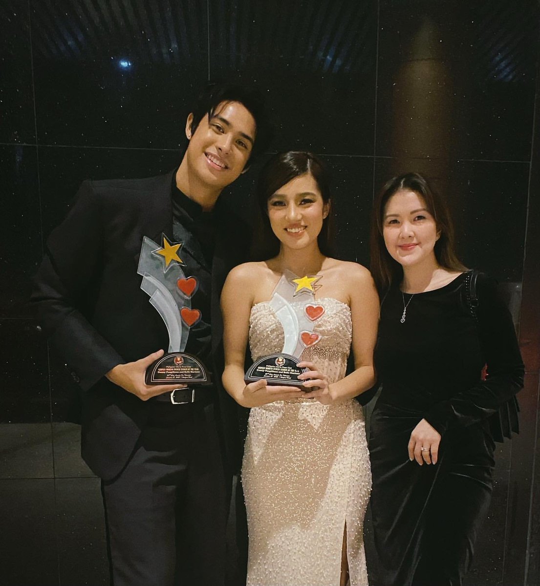 "Congratulations #DonBelle ✨"

📸 Ma’am April’s IG Story
🖇️ : instagram.com/p/Cn9uWPzy8ay/…

#DonnyPangilinan <a href="/donnypangilinan/">Donny</a>