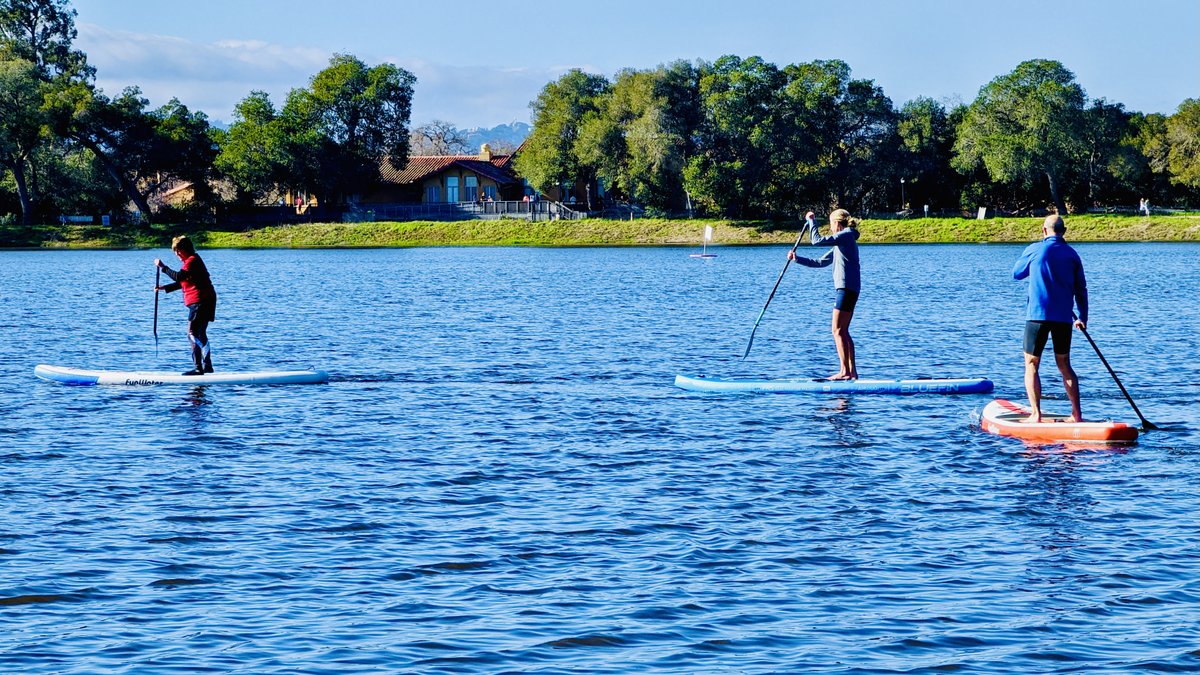 After 5,871 days @Stanford, I finally got to enjoy #LakeLagunita 🏄🏄🏄. Thank you, #AtmosphericRiver! ... #SoELovesFun #SoERetreat #LakeLag @LivingMatterLab @WuTsaiAlliance @StanfordEng @Stanford