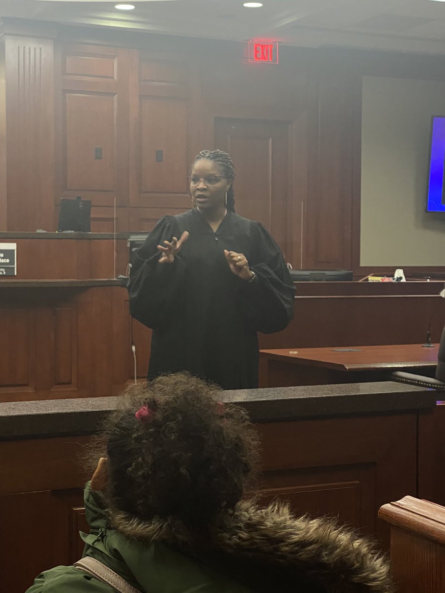 BGE GEMS and GENTS enjoyed their Judicial Field Trip at Fort Bend County Justice Center. Students learned to have a mock trial with Honorable @judgetwallace