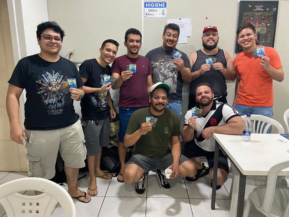 loja_calabouco's tweet photo. Muitos jogos disputados e muito Magic nesse sábado! Obrigado a todos os participantes e vamos jogar o pré semana que vem galera! #mtg #mtgmodern #mtgbr https://t.co/kUOImvDju5