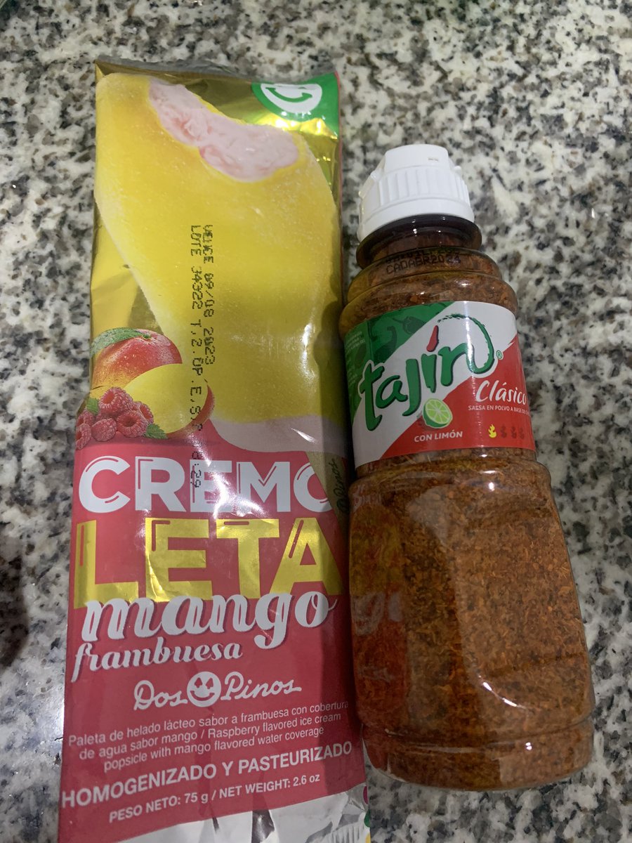 farcarv's tweet photo. Corran no caminen 🤤🤤 https://t.co/GaPQ0NzeLN