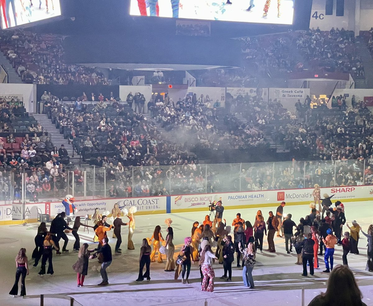 What do you do in-between periods on <a href="/SDGullsAHL/">San Diego Gulls</a> Disco Night?? Disco dance party on the ice, of course! #LetsGoGulls