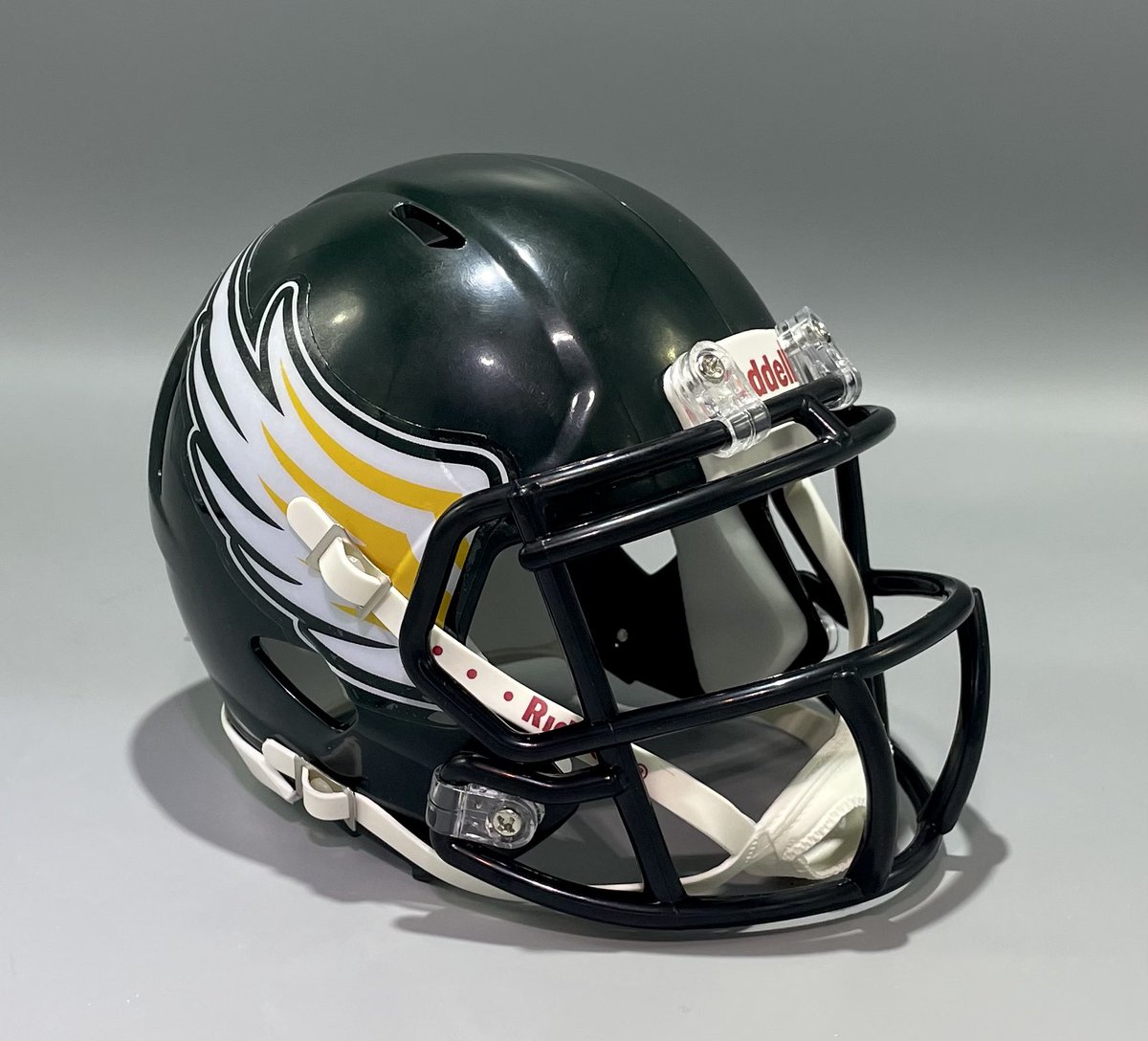 Hubby's Helmets tweet media