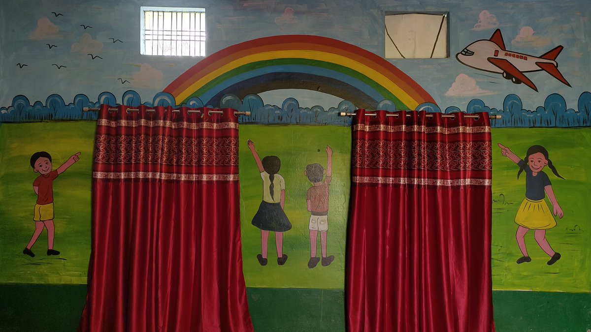 नौनिहालों को आकर्षित करते प्रा. वि.तारानगर ब्लॉक निघासन लखीमपुर खीरी के कक्षा कक्ष
<a href="/basicshiksha_up/">Department Of Basic Education Uttar Pradesh</a> <a href="/thisissanjubjp/">Sandeep Singh</a> <a href="/vijaykirananan1/">vijay kiran anand</a> @DmKheri <a href="/CdoKheri/">CDO Lakhimpur Kheri</a> @BSALakhimpur <a href="/MBSIAS2011UP/">Mahendra Bahadur Singh IAS</a> <a href="/DrlkPandey/">Dr L K Pandey</a> <a href="/drbrajesh1/">dr brajesh tripathi</a>