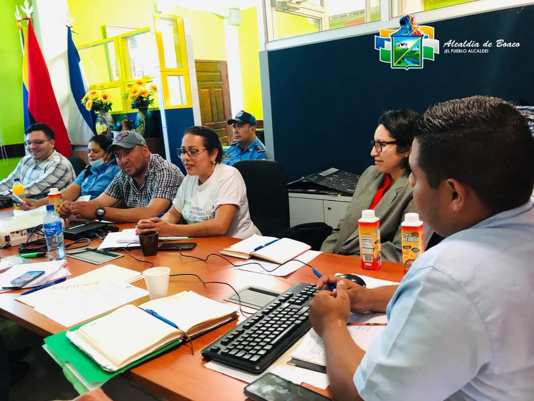 Nuestra Alcaldesa de Boaco, Cra. Karla Espinoza, sostiene  primer encuentro con instituciones estatales, Policía Nacional, sector universitario, turístico, Club Hípico, Asociación de Ganaderos, Dirección General de Bomberos para organizar actividades del 128 Aniversario de Boaco.