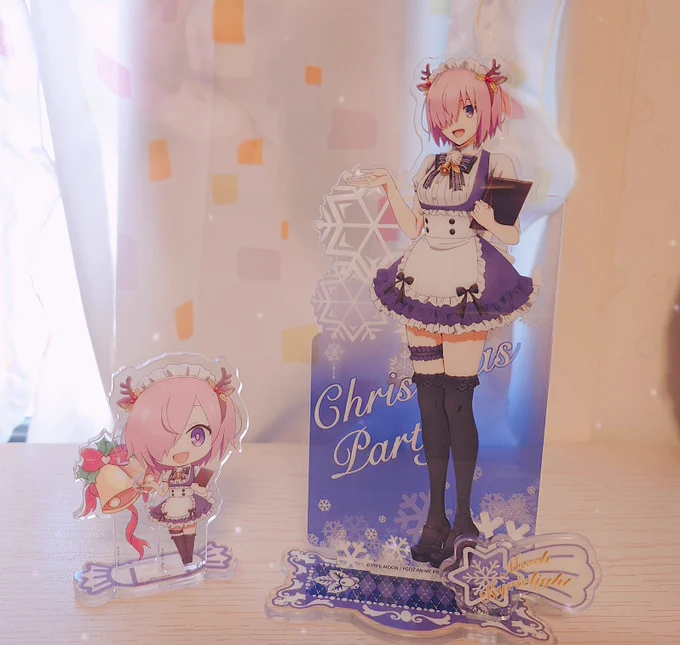 かわいい!かわいい!!!全身高画質で見ると足のベルトがフリフリだったりヒールが高かったりするのがわかってcute… 