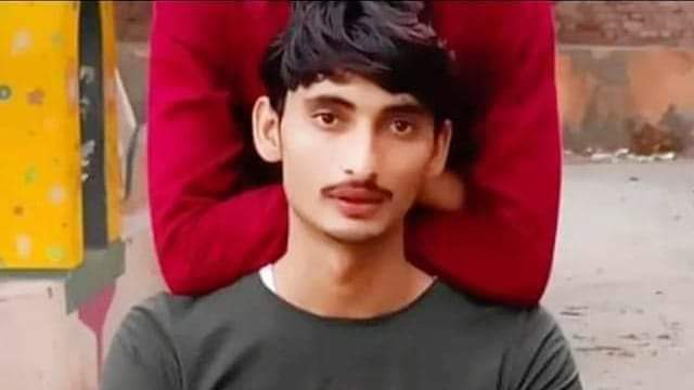 Moinkha93073336's tweet photo. #JusticeForWaris https://t.co/dVo6SvJOZr