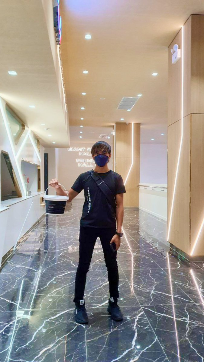 TLothin's tweet image. 😁😂