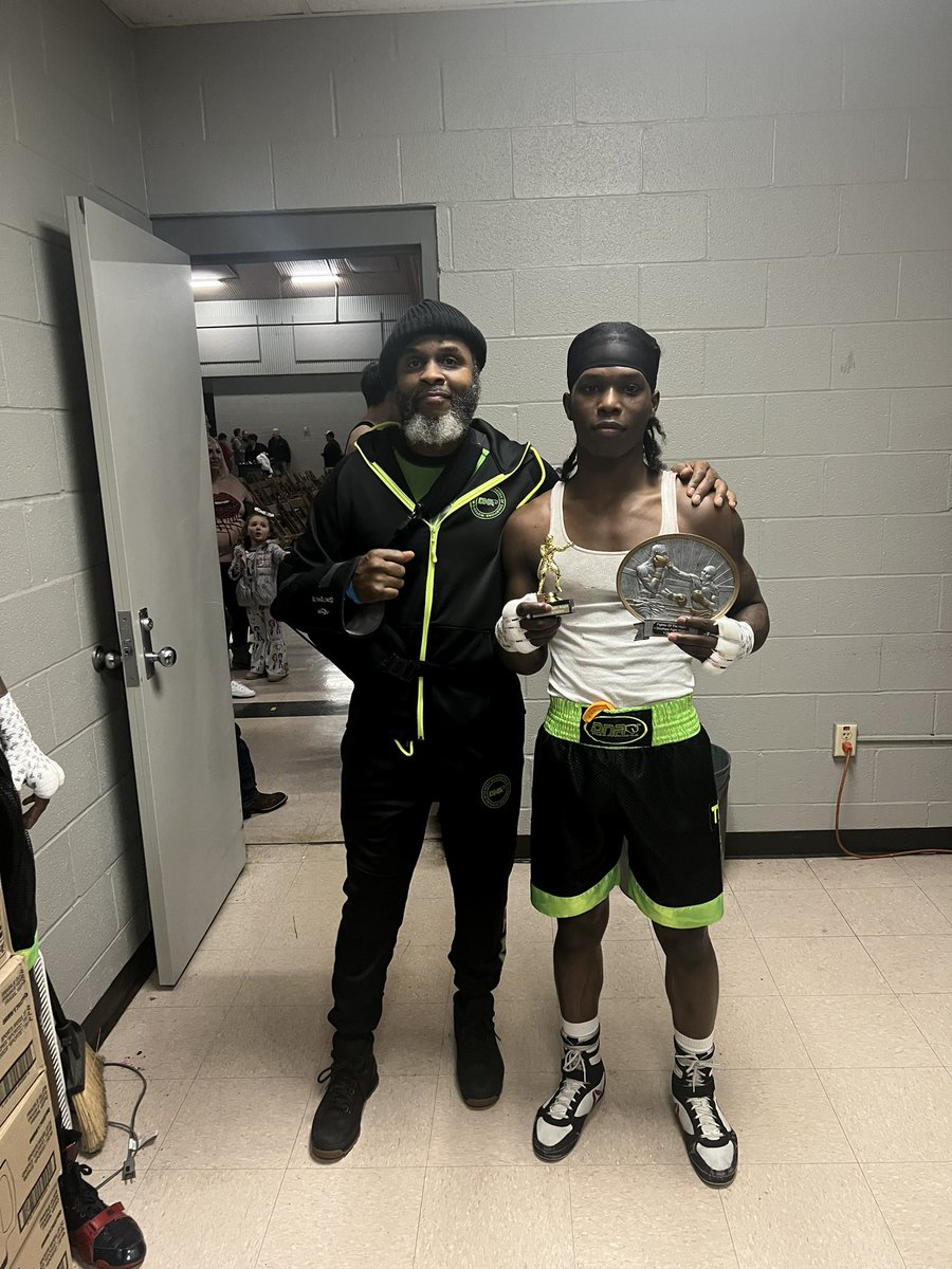dnalevelcboxing's tweet photo. TEAM DNA WENT 3-0 TODAY IN #struthers #ohio GREAT SHOW AND WE 🔥 THE BUILDING UP💥🥊🥊🥊 WINNING FIGHTER OF THE NIGHT💯💯💯🏆#teamdna #dnalevelcboxingclub #workingwiththenextgenerationofchampions #cleveland #ohio #mapleheights #ohio https://t.co/0r9ieRWaKR